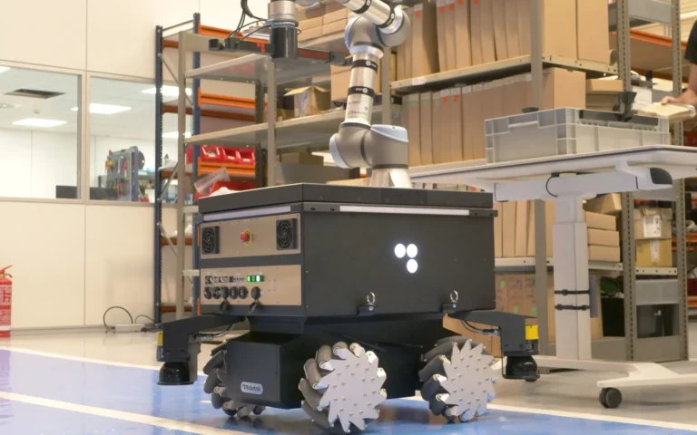 Robotnik-RB-KAIROS+-carrusel3